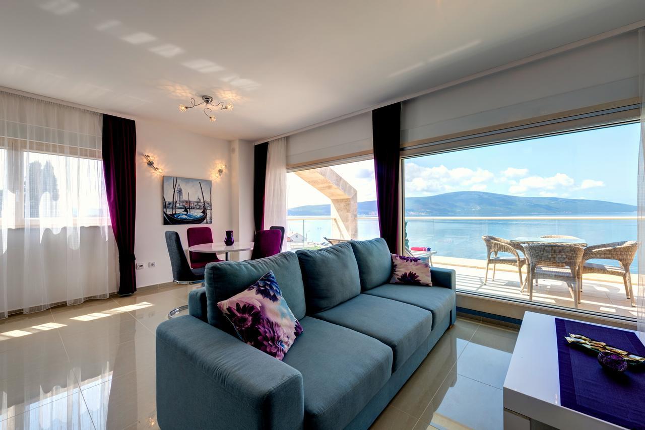 Apartments Villa Adriatic ติวัต ภายนอก รูปภาพ