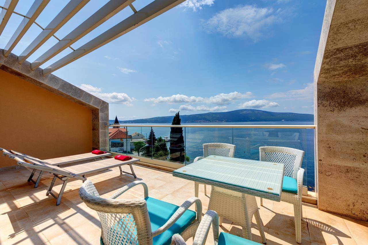 Apartments Villa Adriatic ติวัต ภายนอก รูปภาพ