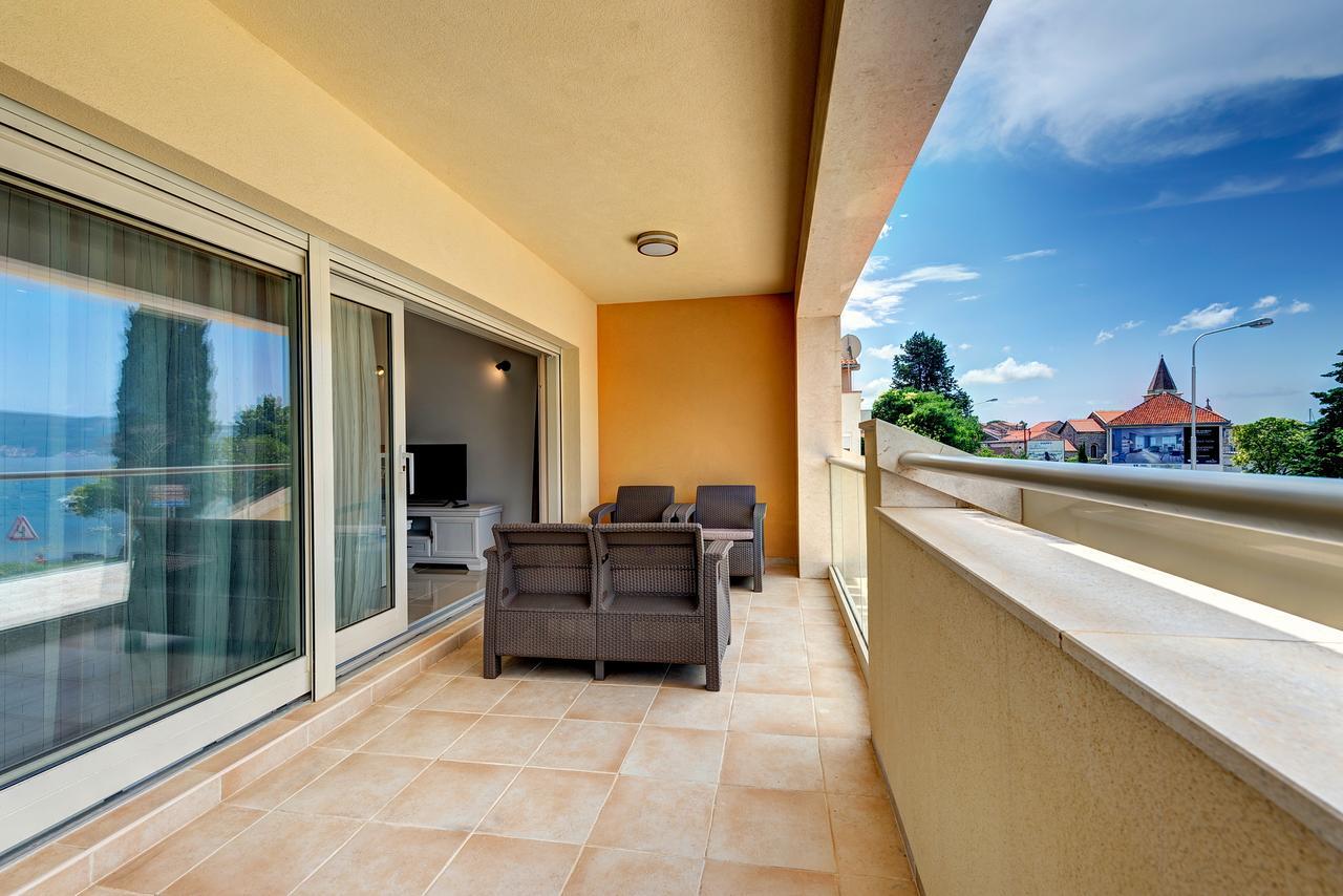 Apartments Villa Adriatic ติวัต ภายนอก รูปภาพ