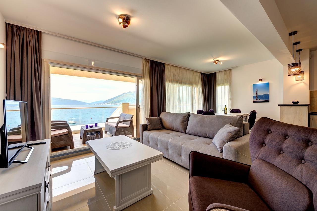 Apartments Villa Adriatic ติวัต ภายนอก รูปภาพ